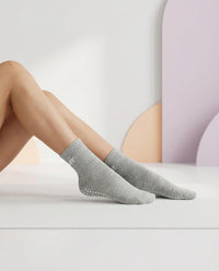 Calze da Pilates Antiscivolo - Taglio Medio - Grigio