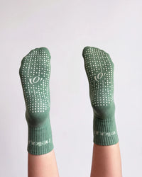 Mid Crew Pilates Grip Socks - Sage Green